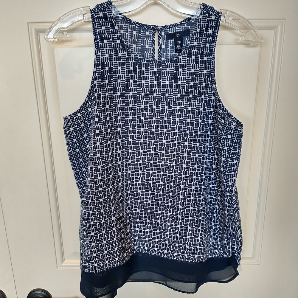 Gap sleeveless flowy patterned women's shirt size XS